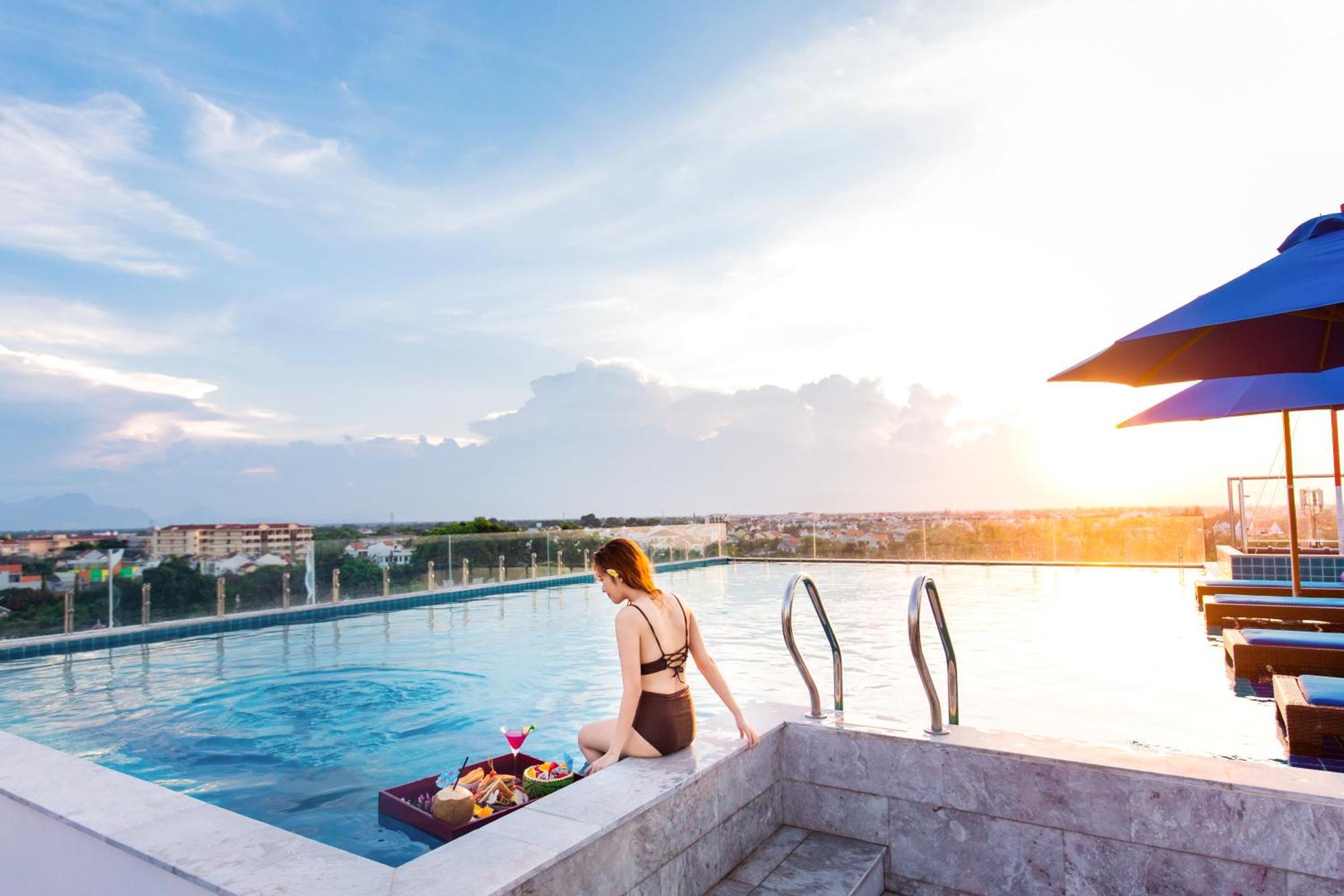 Qualia De Hotel Hoi An - Rooftop Bar City View Luaran gambar